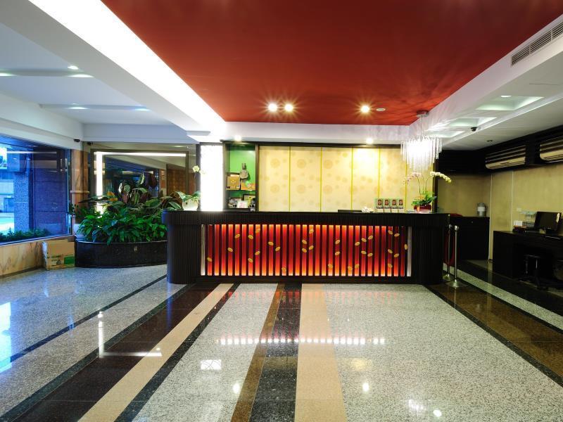 ג'יאושי Baron'S Hot Spring Hotel מראה חיצוני תמונה